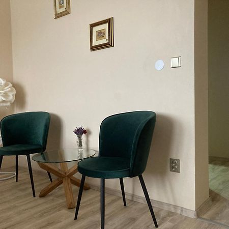 Apartment In The Garden Drzovice Экстерьер фото