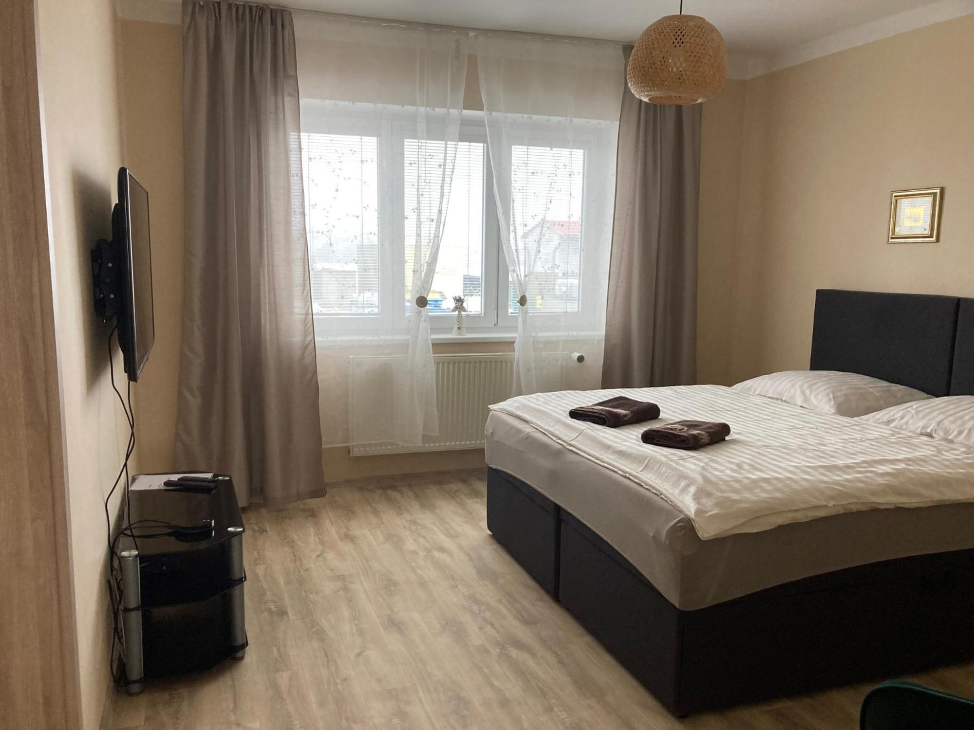 Apartment In The Garden Drzovice Экстерьер фото